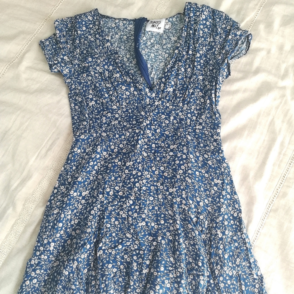 Princess Polly: The Sting Mini Dress